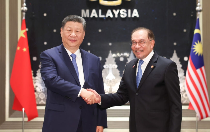 President Xi calls on China, Malaysia to set example for high-quality cooperation