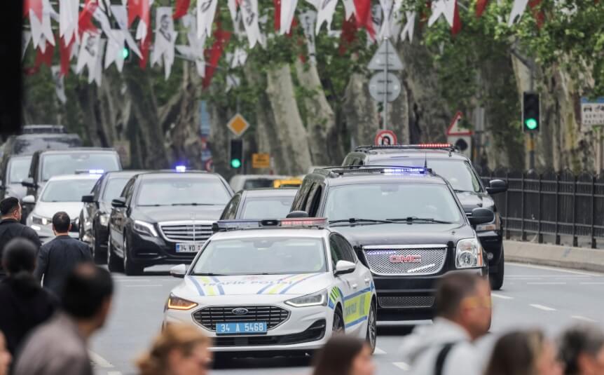 Russians and Ukrainians meet in Türkiye for first talks in three years