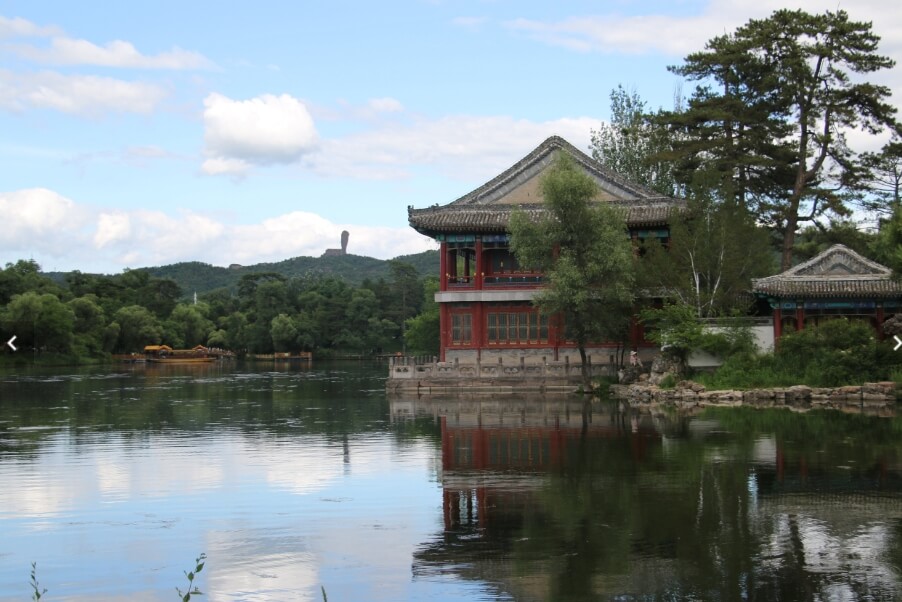 Home China World Politics Business Opinions Sci-Tech Radio TV Chengde Mountain Resort: Imperial grandeur and natural harmony