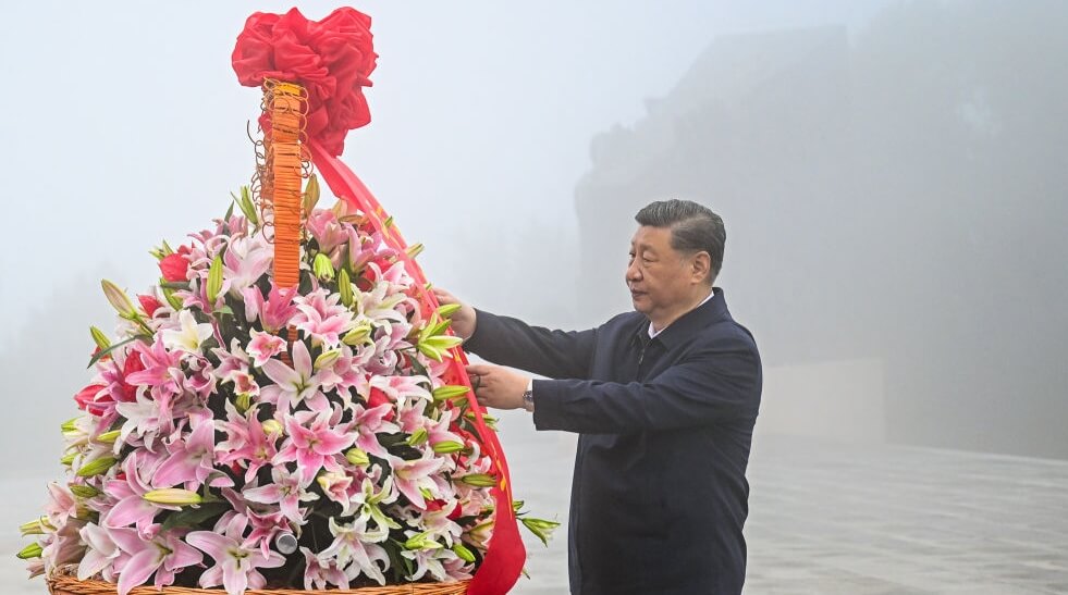 Xi Jinping pays tribute to martyrs in resistance war against Japanese aggression