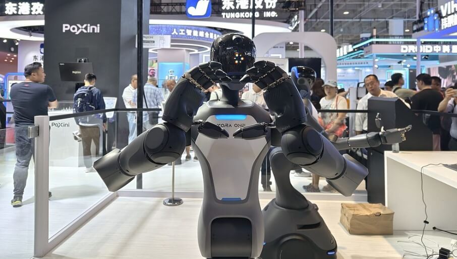 Beijing gears up for World Robot Conference with robotics innovation