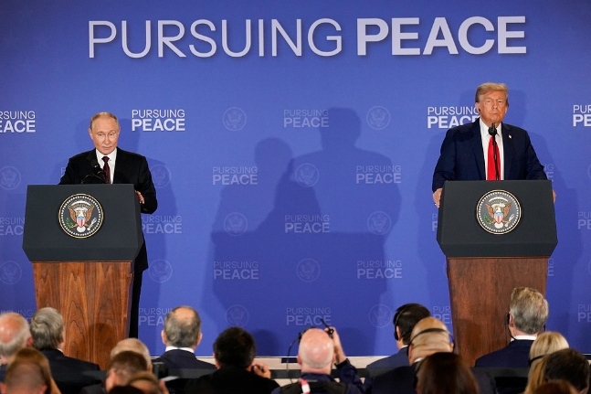 Trump drops Ukraine ceasefire demand, pushes for full peace deal after Alaska summit