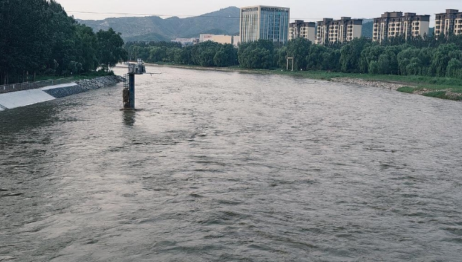 China sees scattered, extreme rainfall in flood-control period